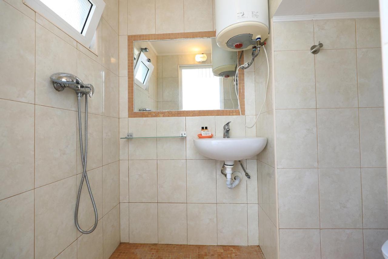 C22 - Beco Do Poco Beach Townhouse In Senhora da Luz 외부 사진